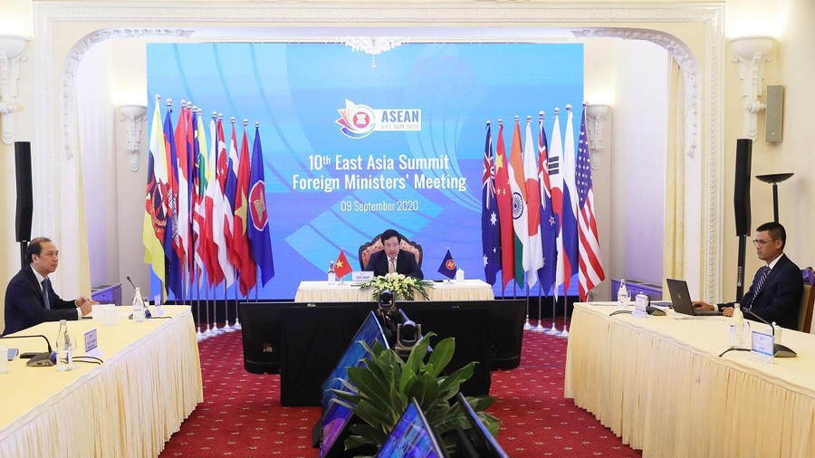 Các nước Đông Á kêu gọi không căng thẳng ở Biển Đông
